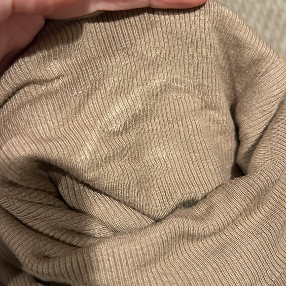 Three Dots Turtleneck - Picture 6 of 9